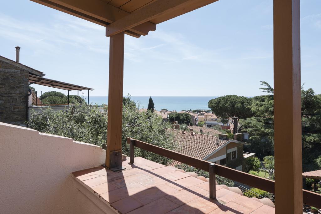 Villa Con Terrazza Vista Mare Castiglione della Pescaia Exterior photo